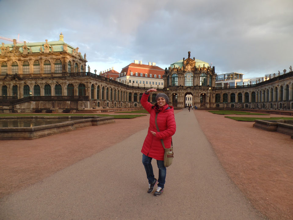 Dresdner Altstadt: Natalie im Zwinger